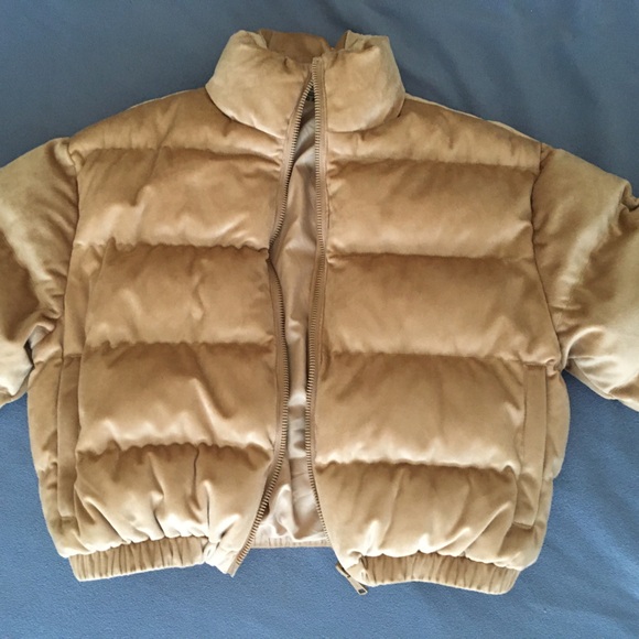 Puffer Sacré Jackets (Size S) - Picture 4 of 10